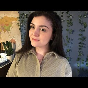 Meet your Posher, Aya